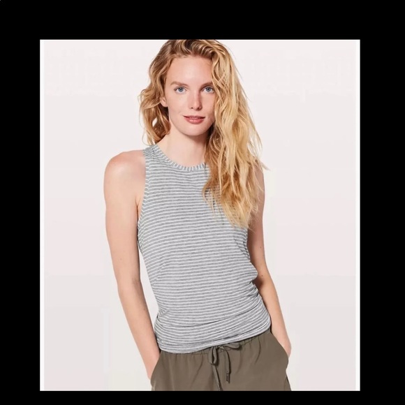 Lululemon Tie Up Tank - Picture 2 of 7